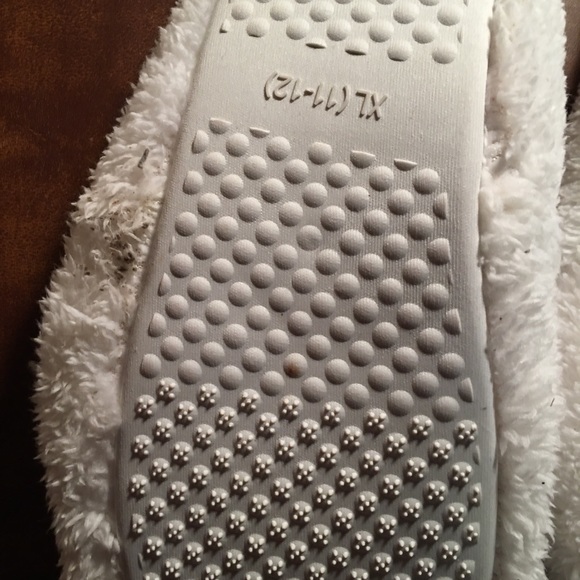 Polar bear slippers - Picture 5 of 5